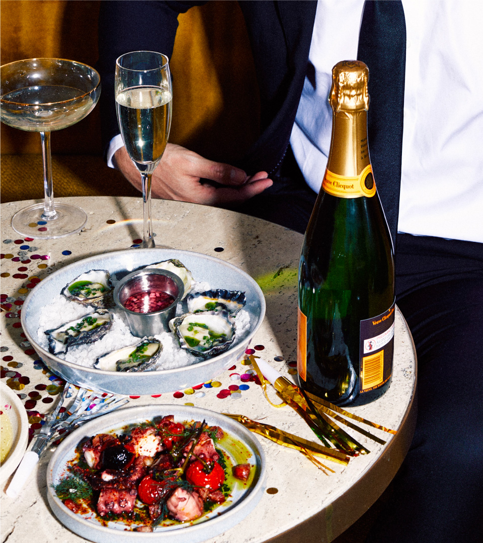 Typography outline in Rethink Sans

