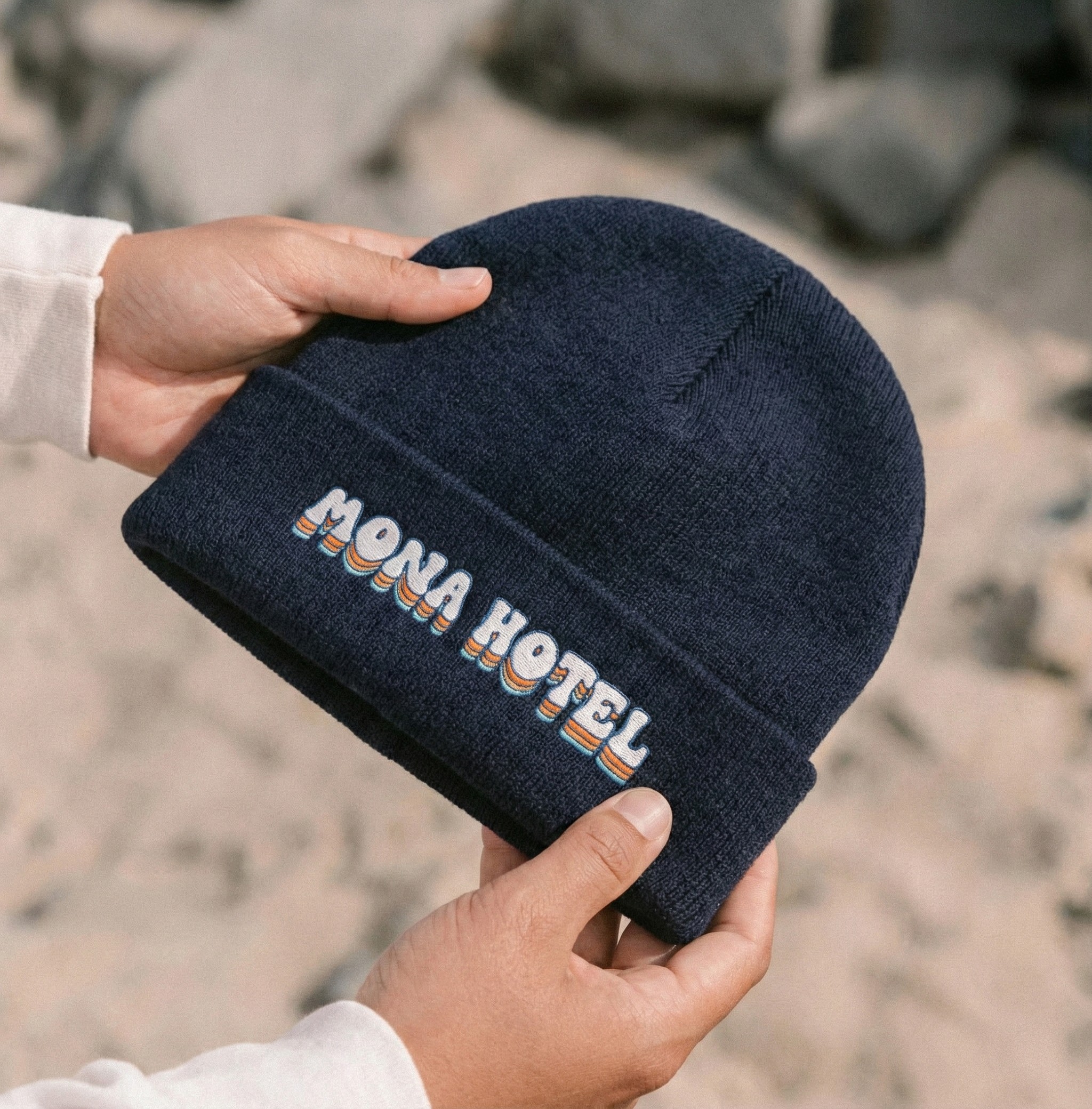 Typography outline in Rethink Sans

